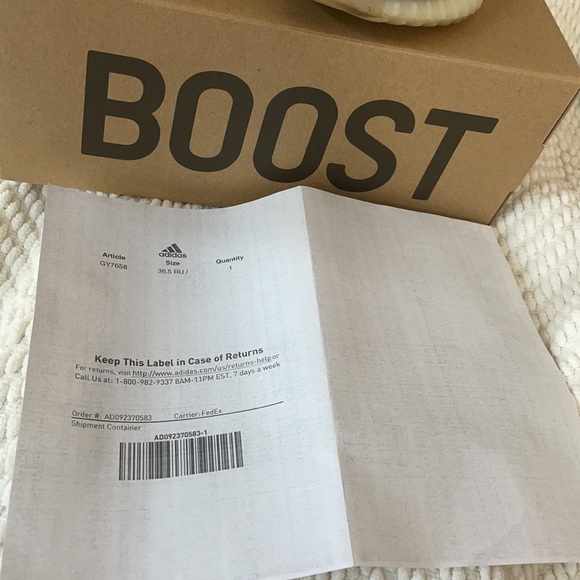 YEEZY BOOST 350 V2 ADULTS ASH PEARL - Picture 4 of 6
